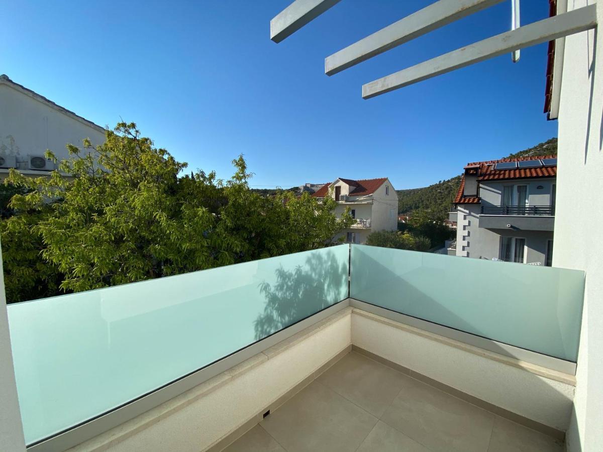 Marisa Apartments Hvar III ฮวาร์ ภายนอก รูปภาพ