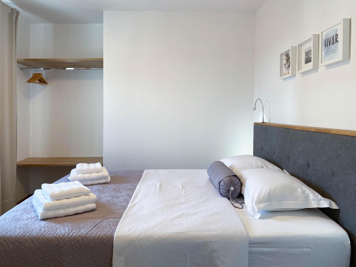 Marisa Apartments Hvar III ฮวาร์ ภายนอก รูปภาพ
